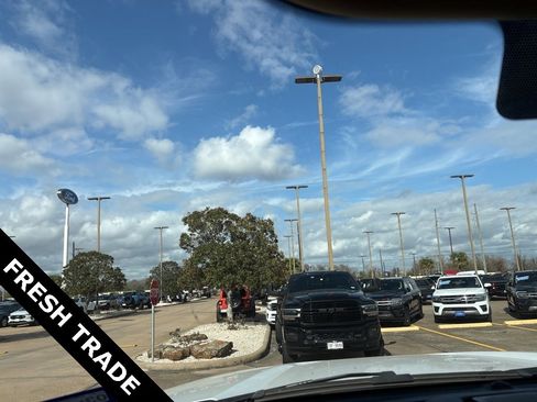 Used 2020 Ford F250 Lariat w/ Lariat Value Package image 9