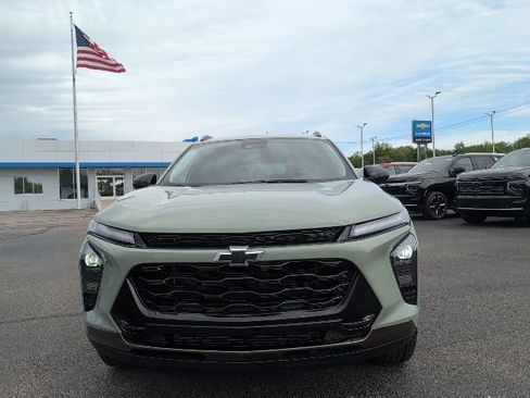 Used 2024 Chevrolet Trax ACTIV FWD image 11