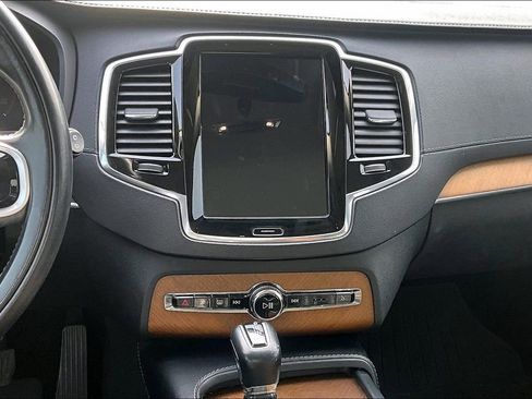 Used 2018 Volvo XC90 T6 Inscription w/ Convenience Package image 9