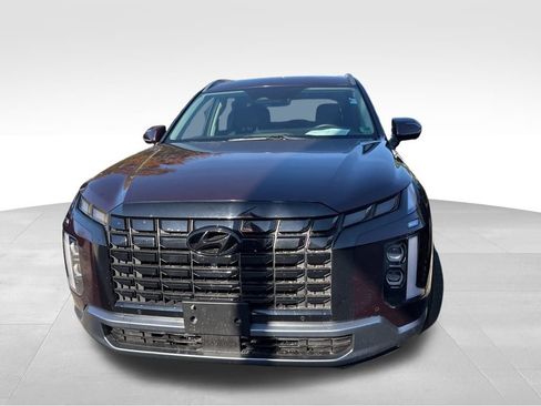 Used 2024 Hyundai Palisade Limited image 4