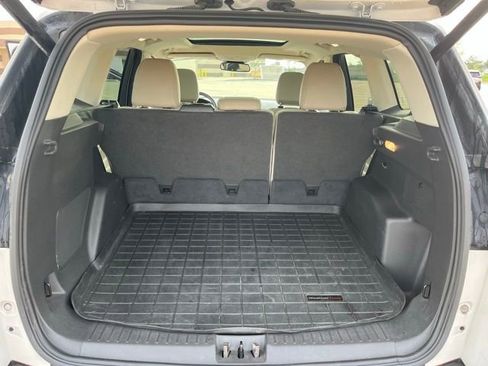 Used 2019 Ford Escape Titanium image 30