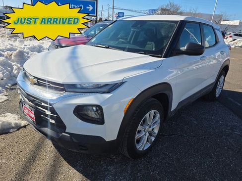 Used 2021 Chevrolet TrailBlazer LS image 1
