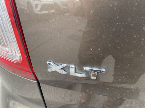 Used 2015 Ford Explorer XLT w/ Equipment Group 202B image 12