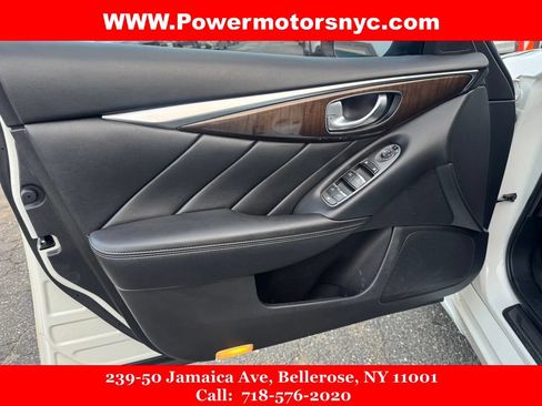 Used 2018 INFINITI Q50 Luxe w/ Essential Package (3.0T Luxe) AWD/4WD image 22