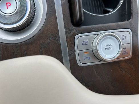 Used 2024 Genesis GV80 3.5T w/ Prestige Package image 24