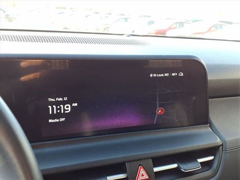 Used 2024 Kia Seltos EX image 13