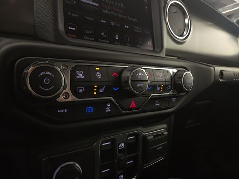 Used 2023 Jeep Wrangler Unlimited Rubicon 4xe w/ Cold Weather Group image 28