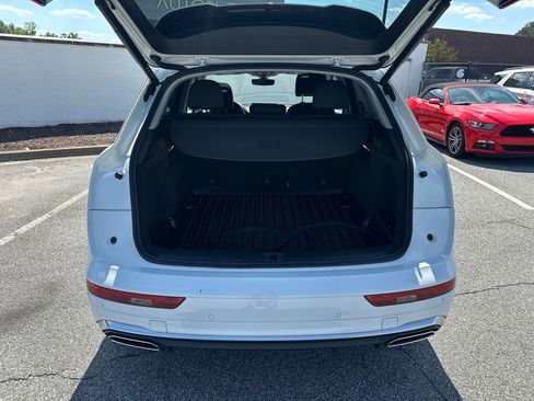 Used 2023 Audi Q5 2.0T Premium Plus w/ Premium Plus Package AWD/4WD image 18
