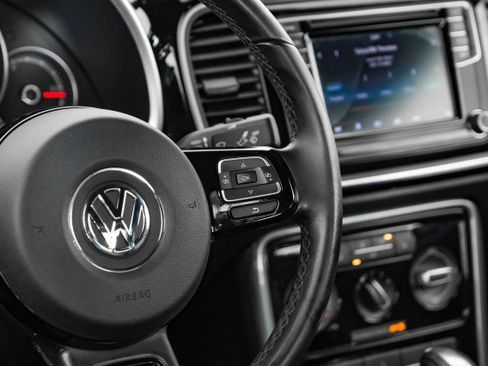 Used 2017 Volkswagen Beetle 1.8T SE image 14