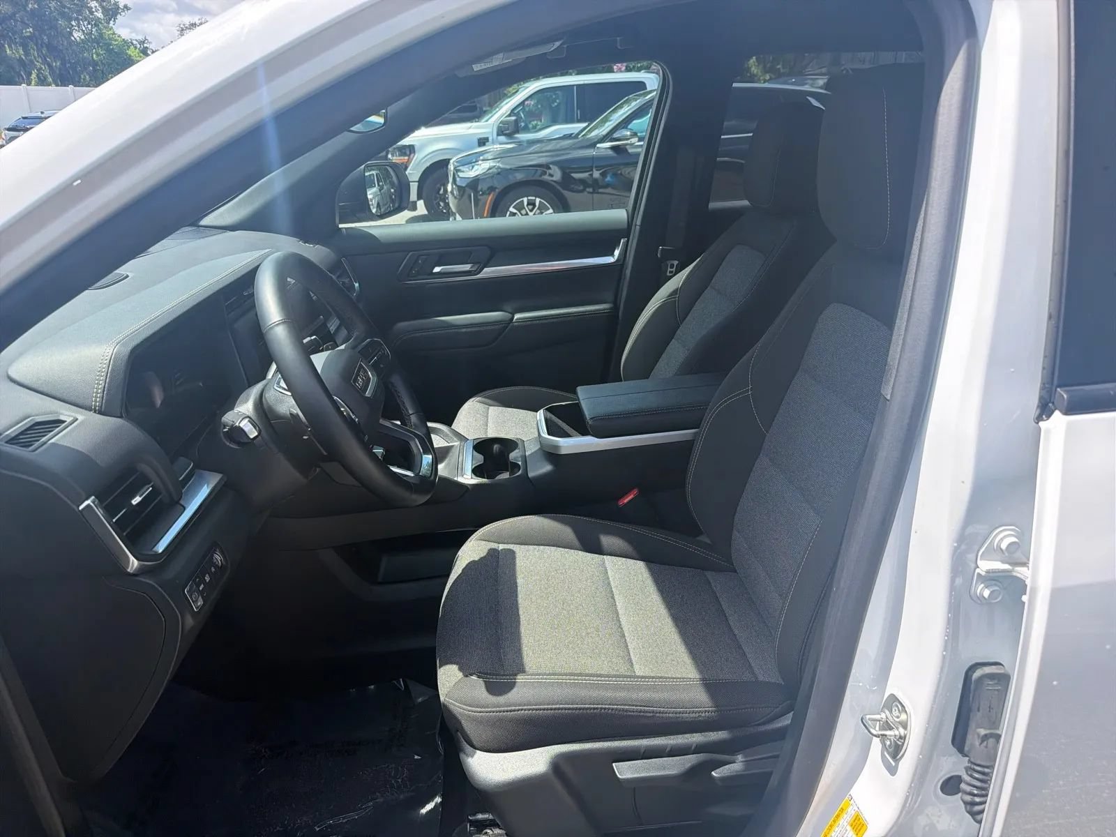 Used 2025 GMC Terrain Elevation FWD image 11