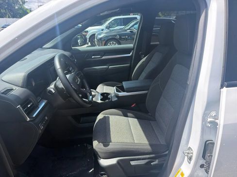 Used 2025 GMC Terrain Elevation FWD image 11