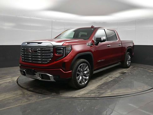 Used 2024 GMC Sierra 1500 Denali w/ Denali Reserve Package image 4