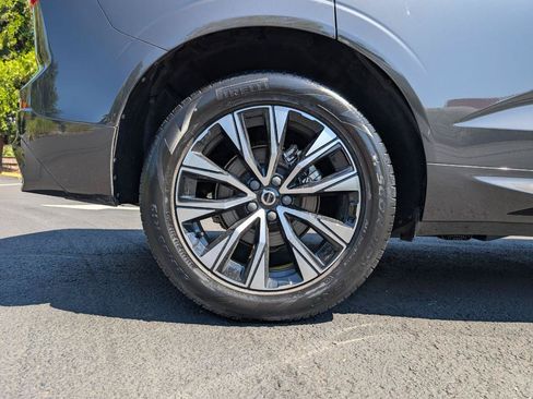 Used 2025 Volvo XC60 B5 Plus AWD/4WD image 26