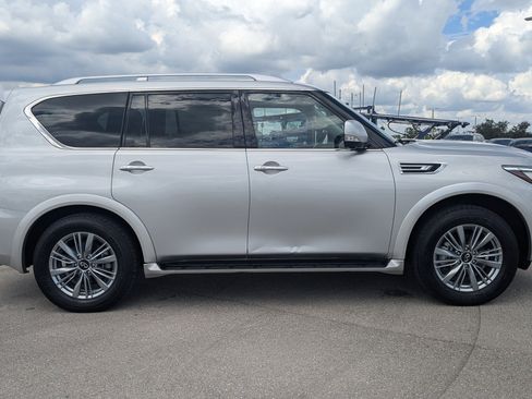 Used 2023 INFINITI QX80 Luxe w/ Cargo Package image 4