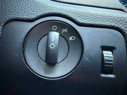 Used 2014 Ford Mustang Coupe image 13