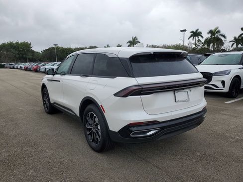 New 2026 Lincoln Nautilus Premier AWD/4WD image 3