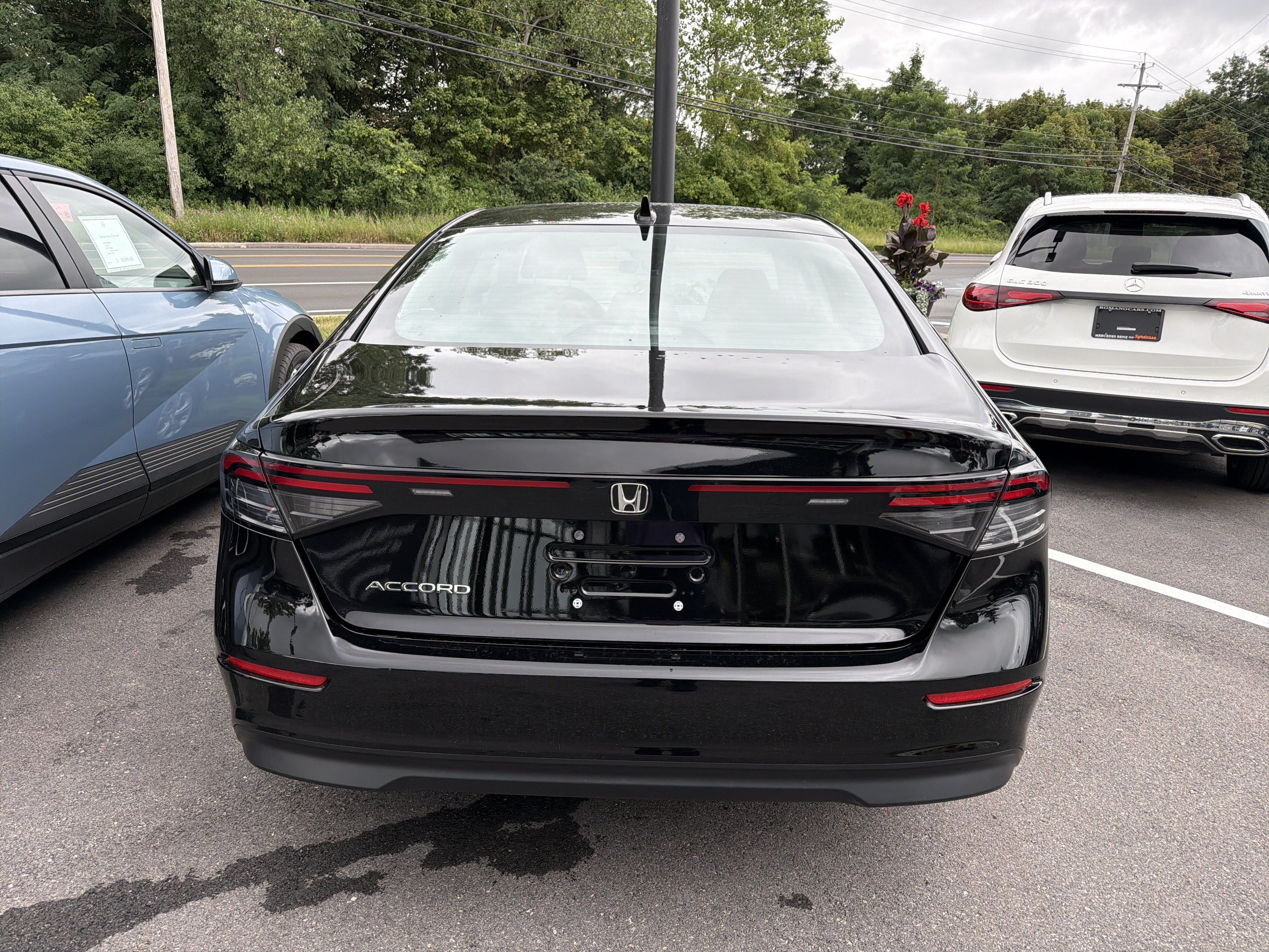 Used 2025 Honda Accord LX image 5