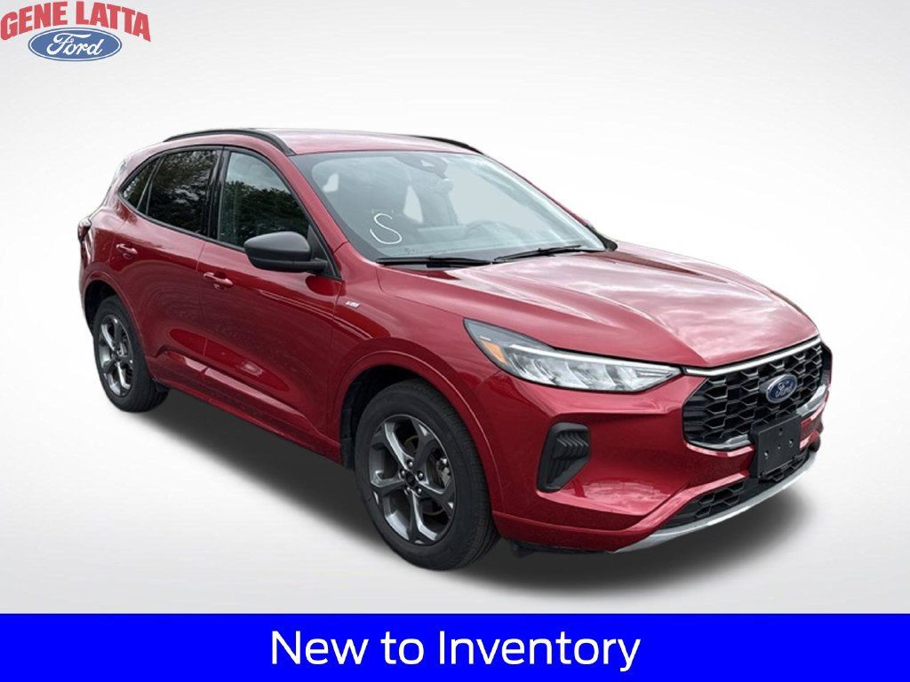 Certified 2023 Ford Escape ST-Line w/ Tech Pack #1 AWD/4WD image 1