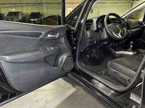 Used 2015 Honda Fit EX image 18
