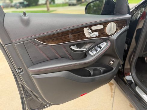 Used 2021 Mercedes-Benz GLC 43 AMG 4MATIC image 17