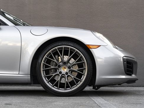 Used 2019 Porsche 911 Carrera image 86