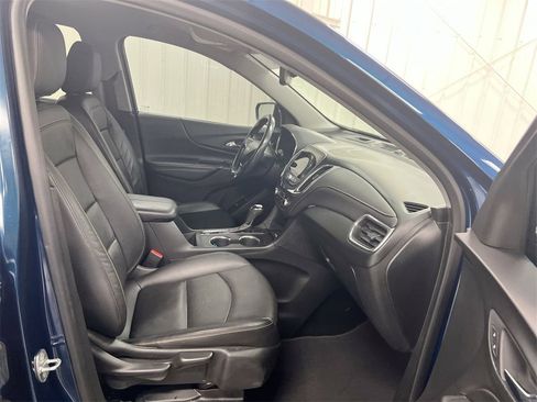 Used 2020 Chevrolet Equinox Premier image 21