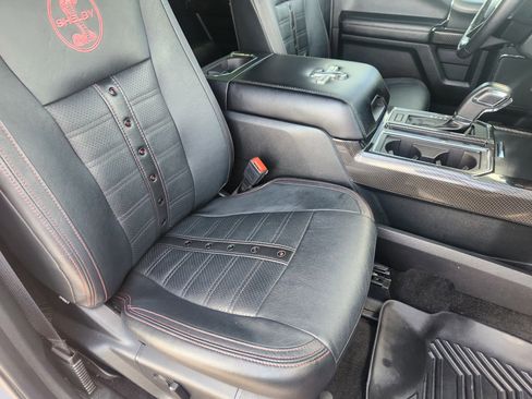 Used 2019 Ford F150 Lariat w/ Equipment Group 502A Luxury AWD/4WD image 15