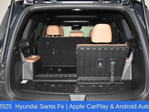 Used 2025 Hyundai Santa Fe Limited AWD/4WD image 31