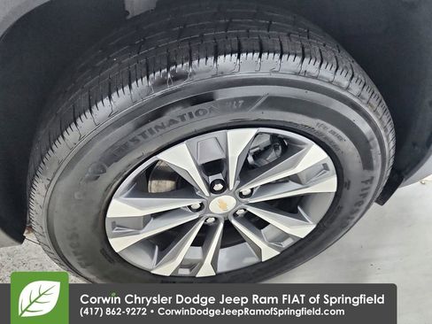 Used 2026 Chevrolet Equinox LT FWD image 32