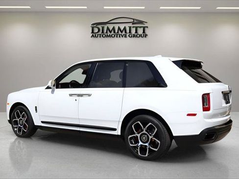 Certified 2023 Rolls-Royce Cullinan Black Badge AWD/4WD image 10
