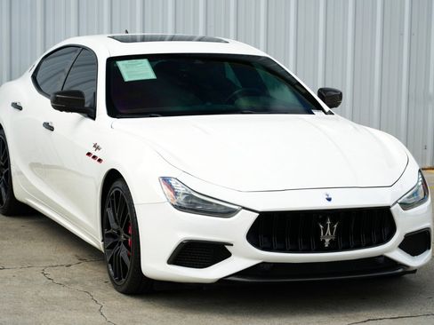 Used 2022 Maserati Ghibli Trofeo RWD image 53