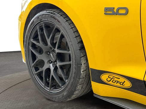 Used 2015 Ford Mustang GT Premium RWD image 35