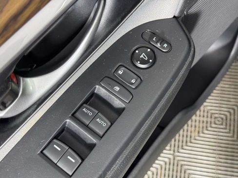 Used 2020 Honda CR-V EX image 18
