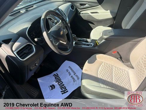 Used 2019 Chevrolet Equinox LS w/ LS Convenience Package AWD/4WD image 10