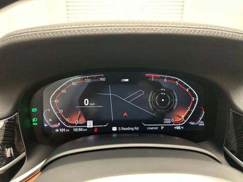 Used 2021 BMW 740i w/ M Sport Package RWD image 19