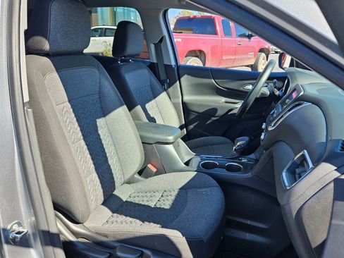 Used 2024 Chevrolet Equinox LT image 18