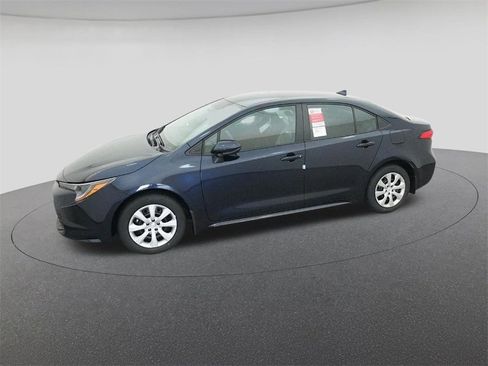 New 2026 Toyota Corolla LE image 2