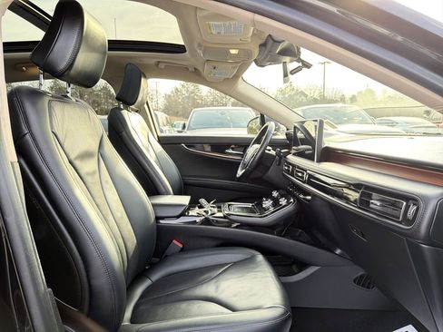 Used 2023 Lincoln Nautilus Reserve image 20