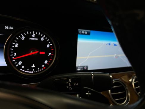 Used 2017 Mercedes-Benz E 300 image 24
