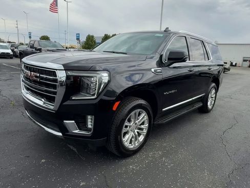 Used 2021 GMC Yukon SLT w/ SLT Premium Package AWD/4WD image 4