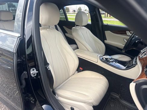 Used 2018 Mercedes-Benz E 300 image 17