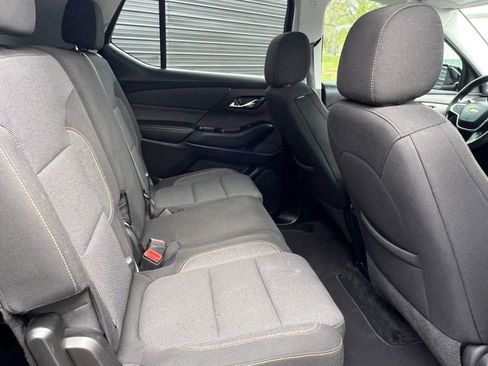 Used 2020 Chevrolet Traverse LS image 13