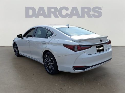 Used 2023 Lexus ES 250 w/ Premium Package AWD/4WD image 4