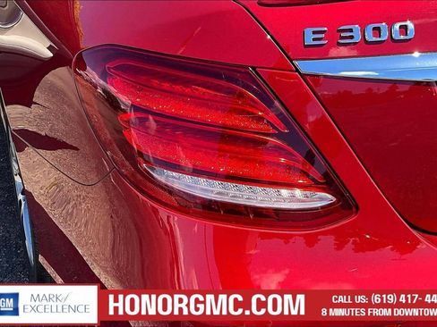 Used 2019 Mercedes-Benz E 300 image 22
