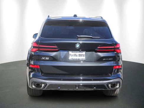 New 2026 BMW X5 xDrive40i w/ M Sport Package image 5