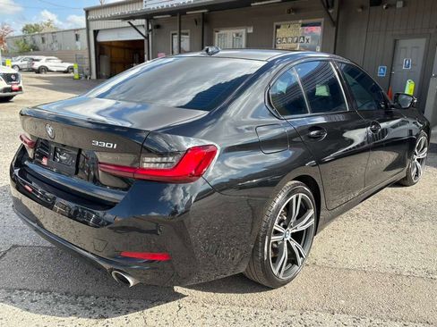 Used 2023 BMW 330i 330i w/ Driving Assistance Package image 3