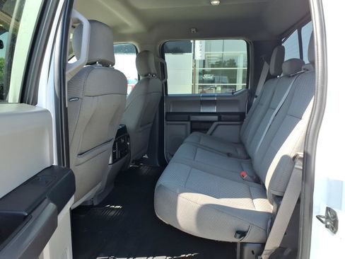 Used 2020 Ford F150 XLT w/ Equipment Group 302A Luxury AWD/4WD image 14