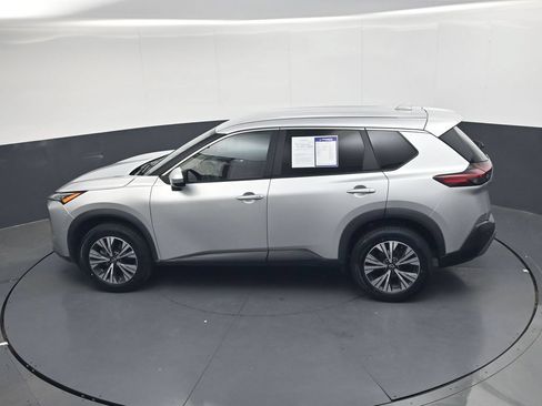 Used 2023 Nissan Rogue SV AWD/4WD image 26
