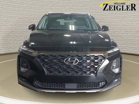 Used 2019 Hyundai Santa Fe AWD image 2