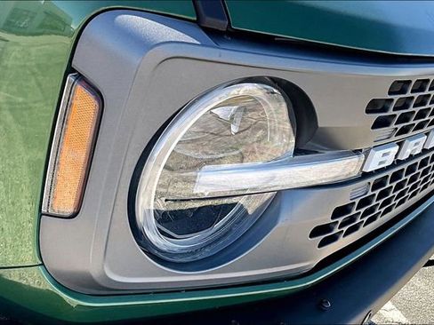 Used 2022 Ford Bronco Badlands image 32